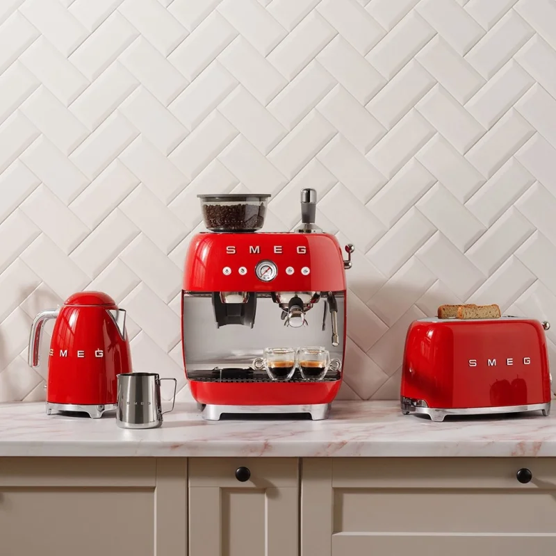 Тостери Тостер Smeg TSF01RDEU Червен